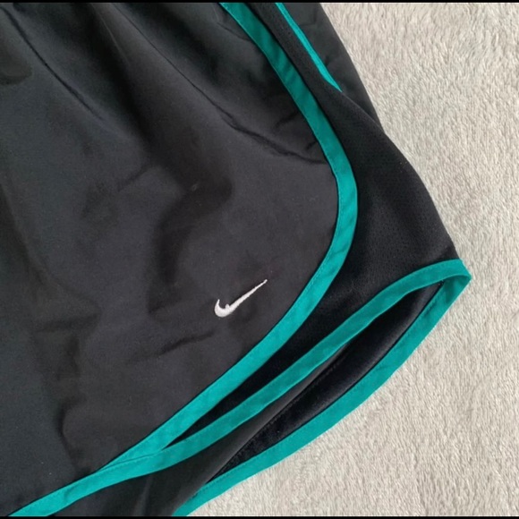 Nike Dri-Fit Shorts in Black/Turquoise - Picture 2 of 6